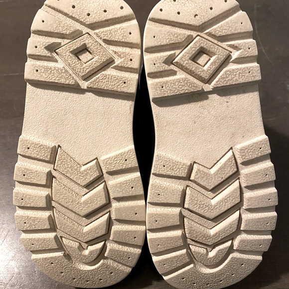 Boys faux leather boots - Picture 4 of 5